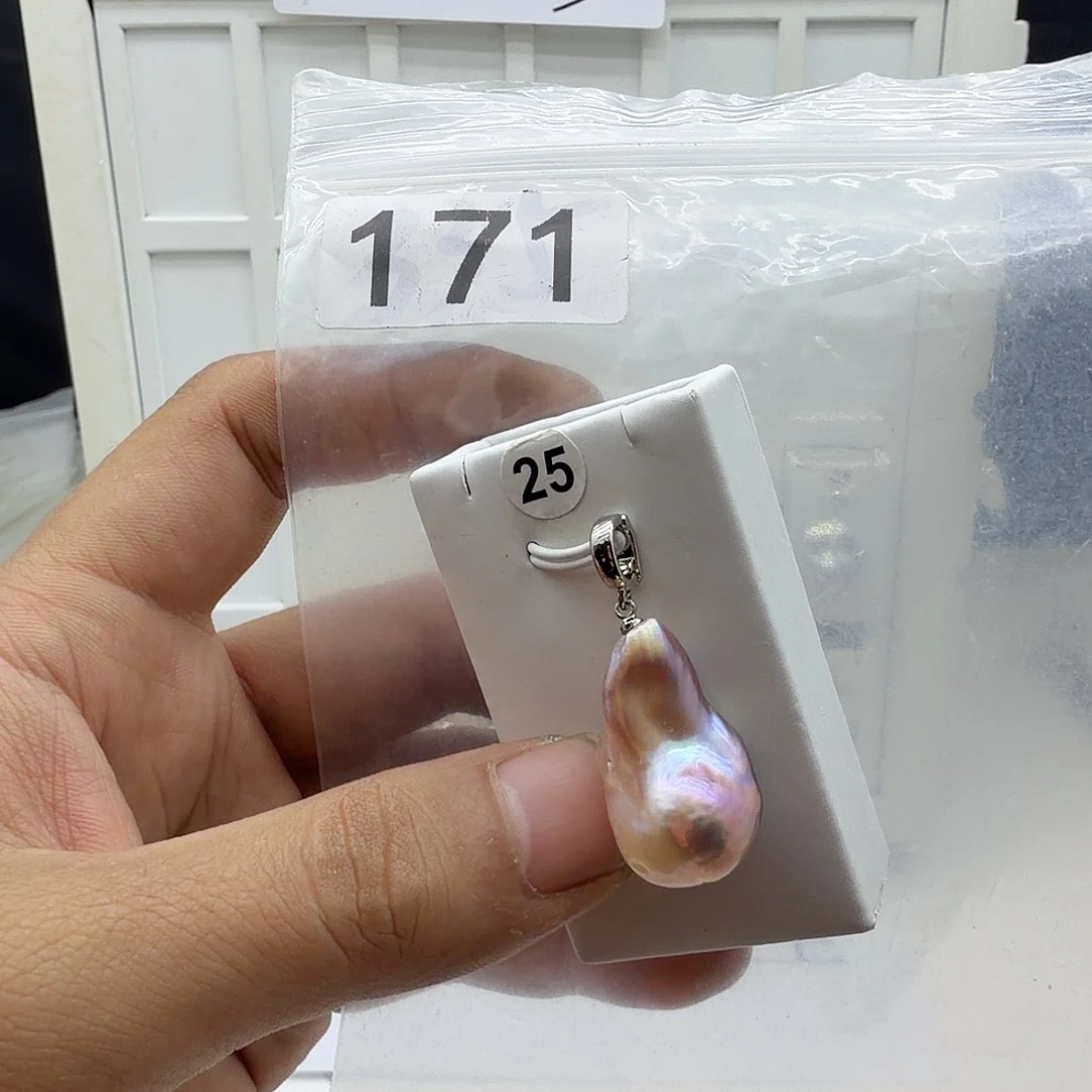 淡水珍珠颈饰合金