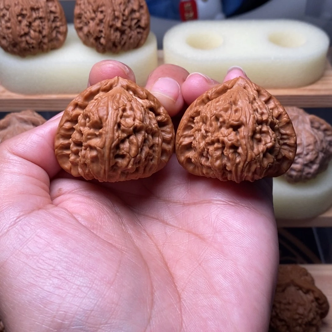 文玩核桃吊坠阿*三角42