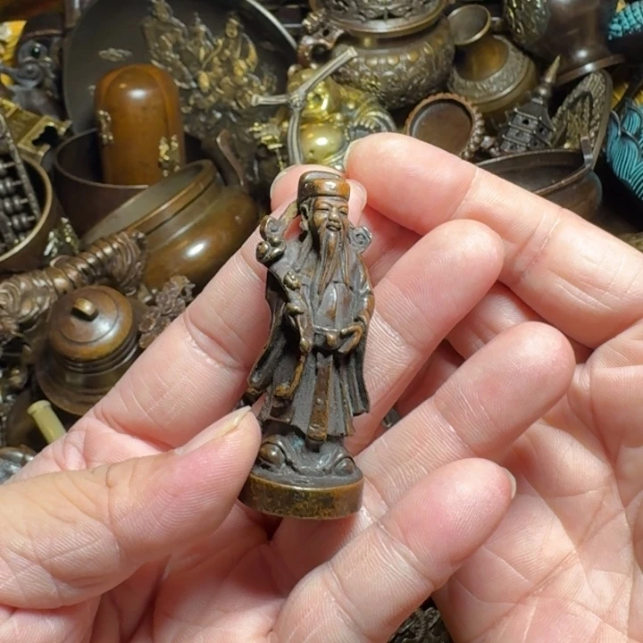 铜器摆件收收藏藏