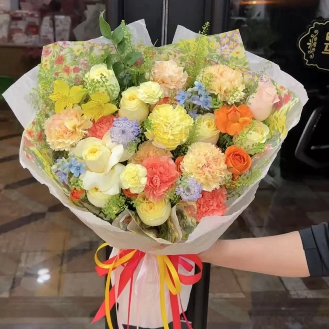玫瑰康乃馨水仙百合混搭田园风