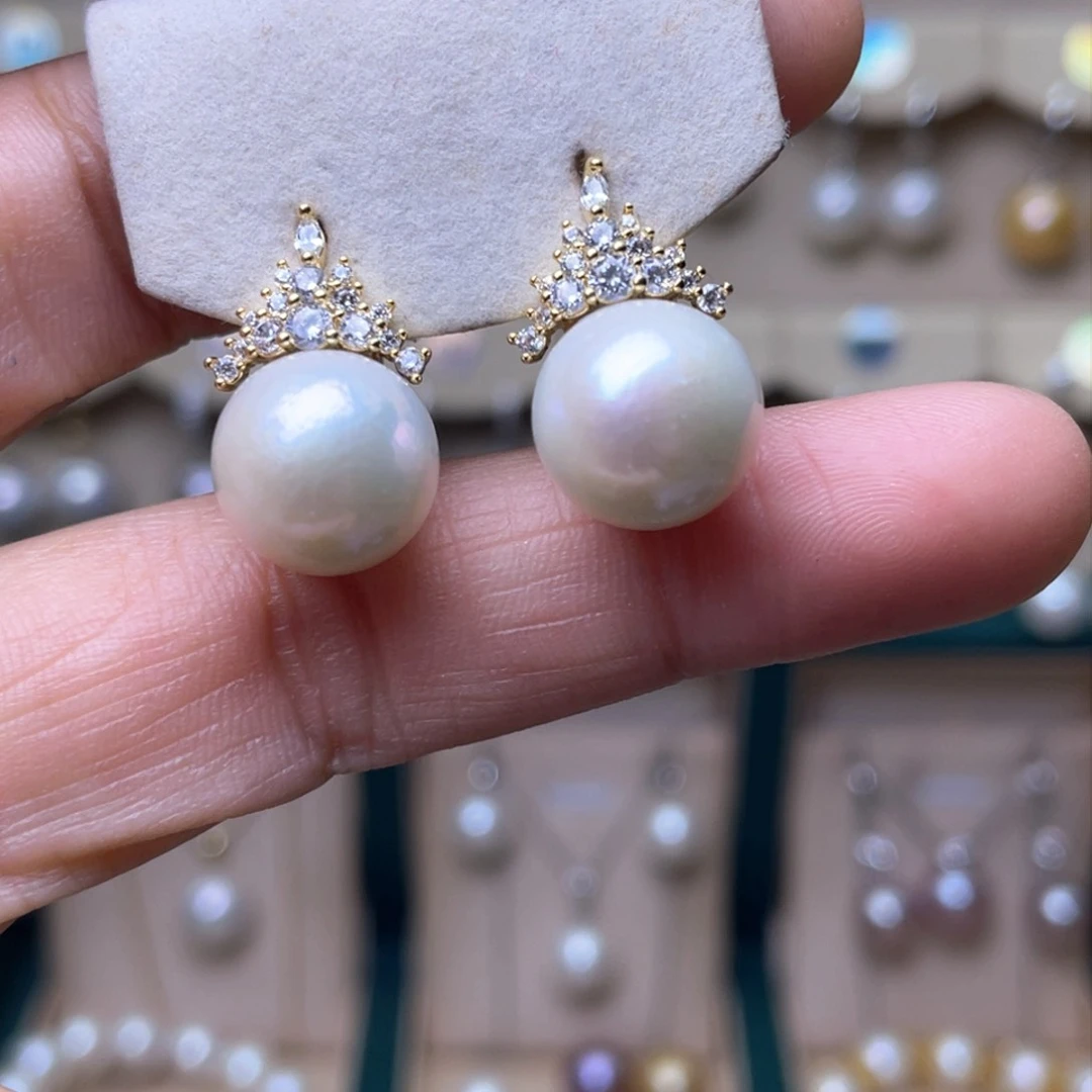 淡水珍珠耳环未镶嵌