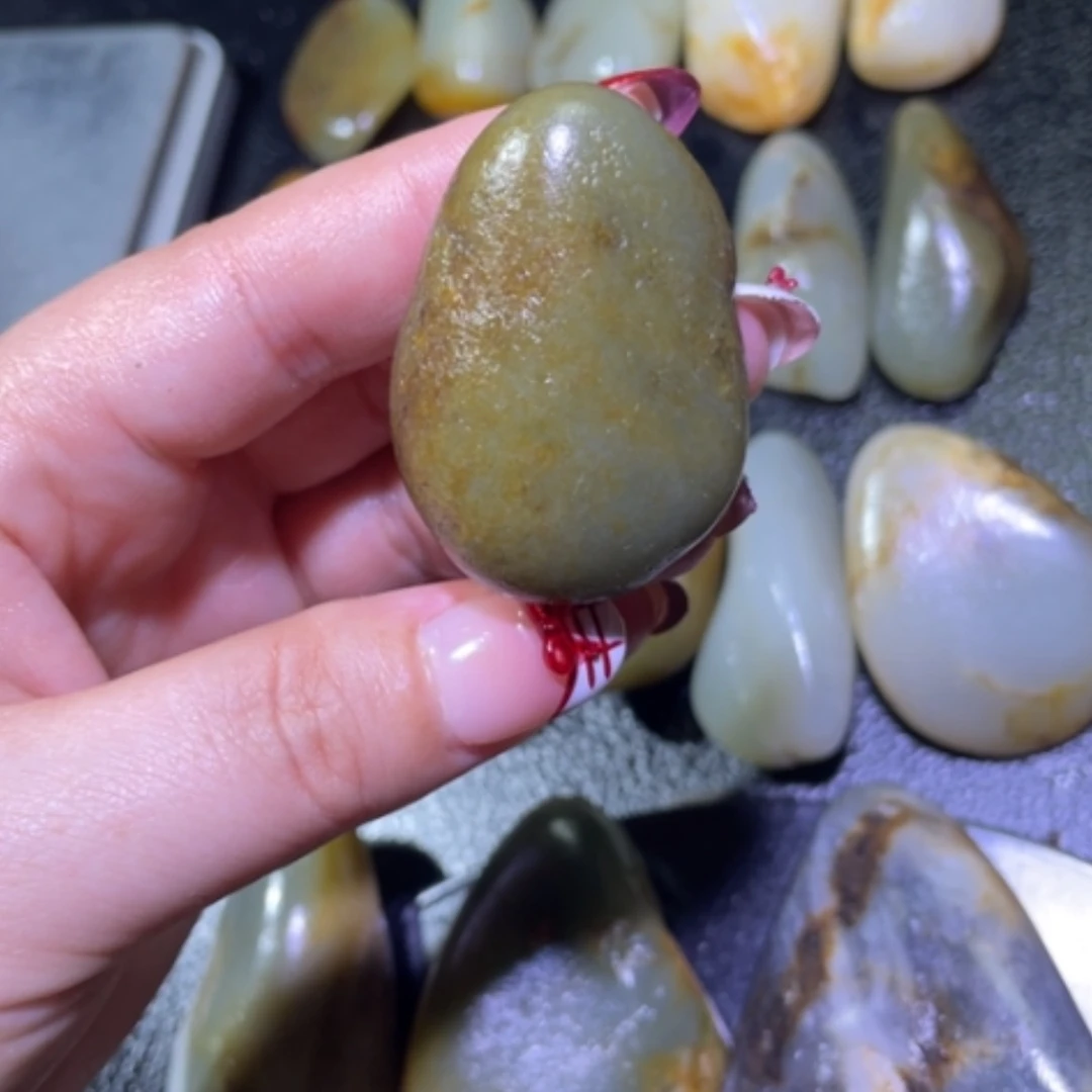 【闪购商品】颈饰未镶嵌和田玉