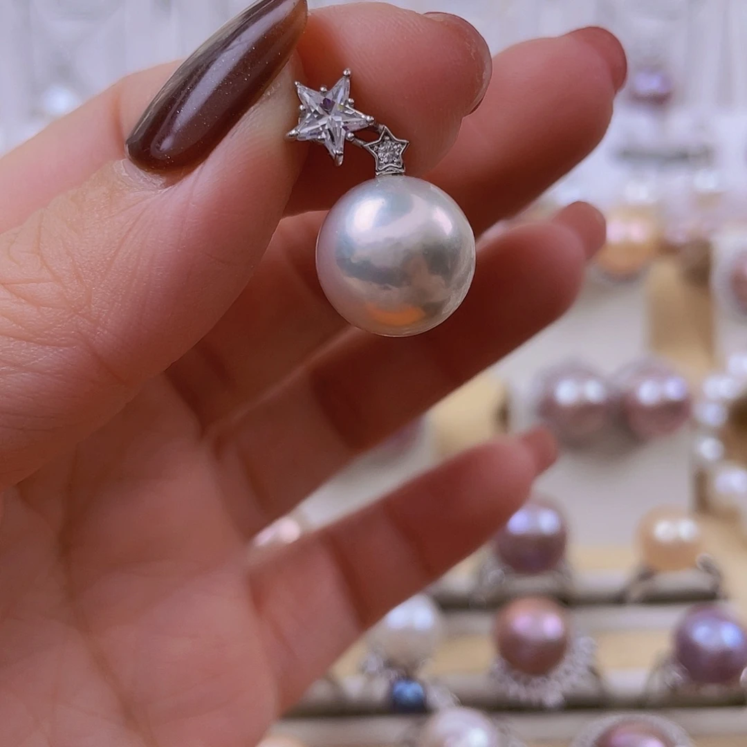 银S925镶嵌吊坠(赠链)淡水珍珠