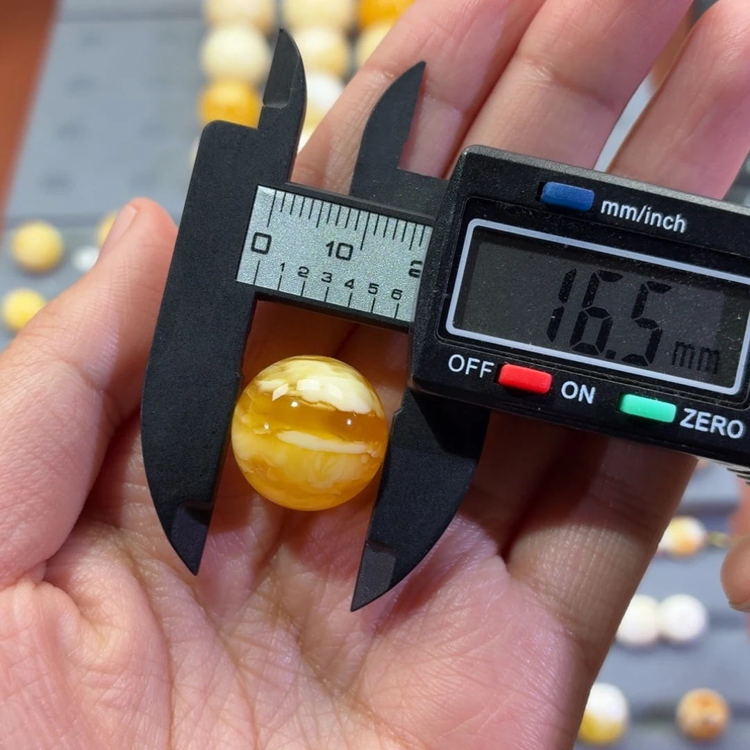 琥珀未镶嵌裸石圆珠