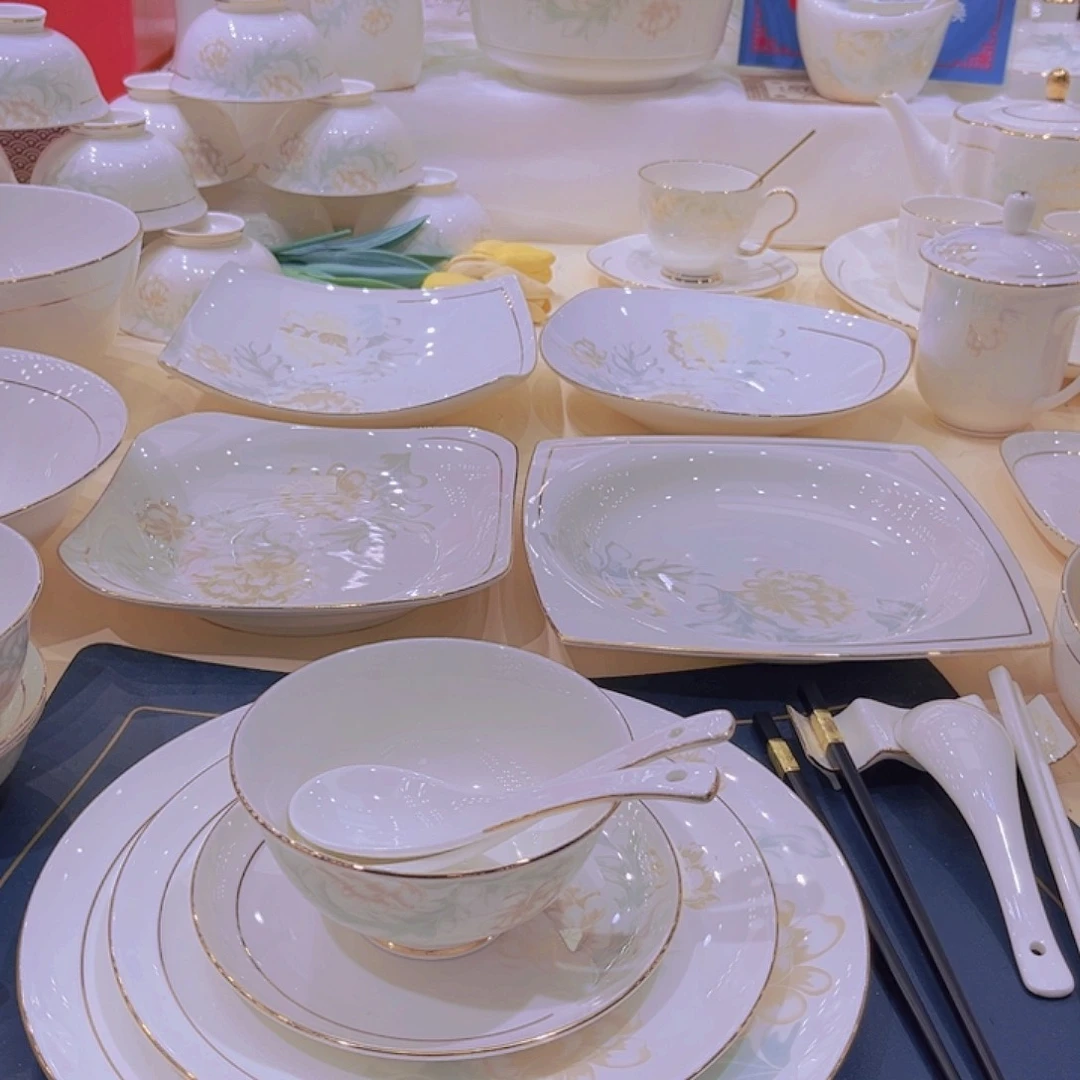 骨瓷金镶玉米饭碗单拍