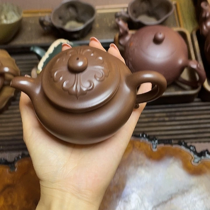 茶壶紫砂全手工打造