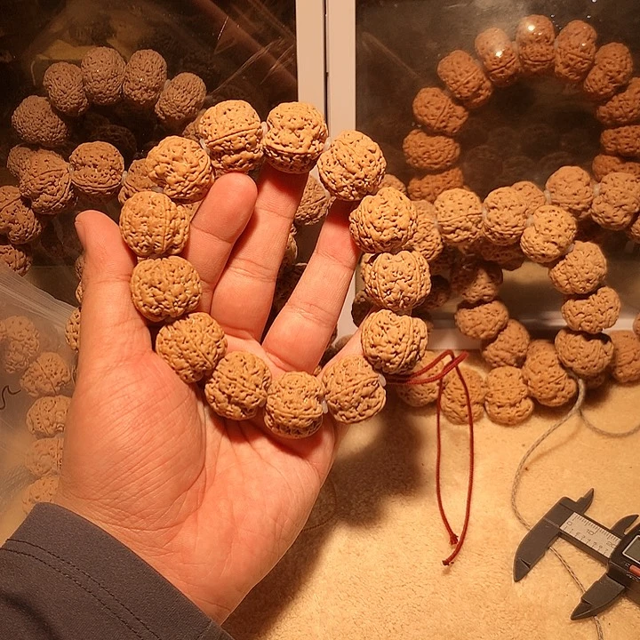 金刚菩提手串夙*14。        