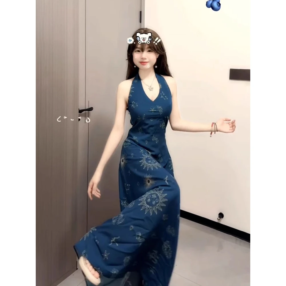 2025新款复古法式度假风蓝色领挂脖背心连衣裙子女夏季收腰长裙