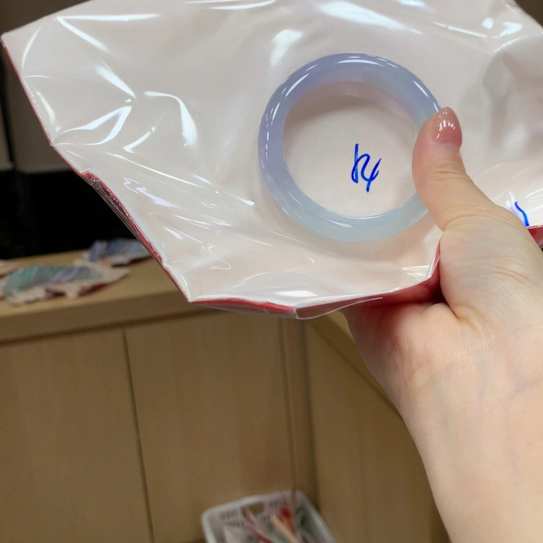 未镶嵌手镯翡翠又****不退不换