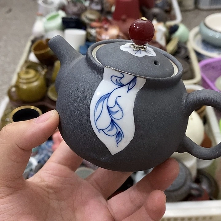 陶瓷艺术品及陶瓷壶