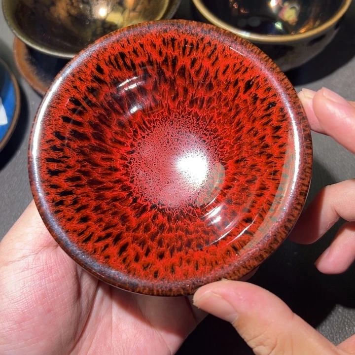 茶盏你的心也不变呢