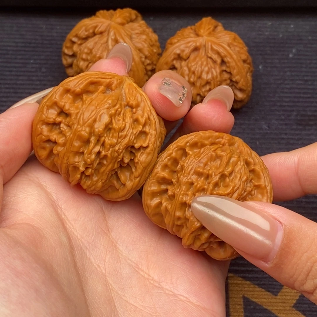 用***0吊坠文玩核桃白狮子