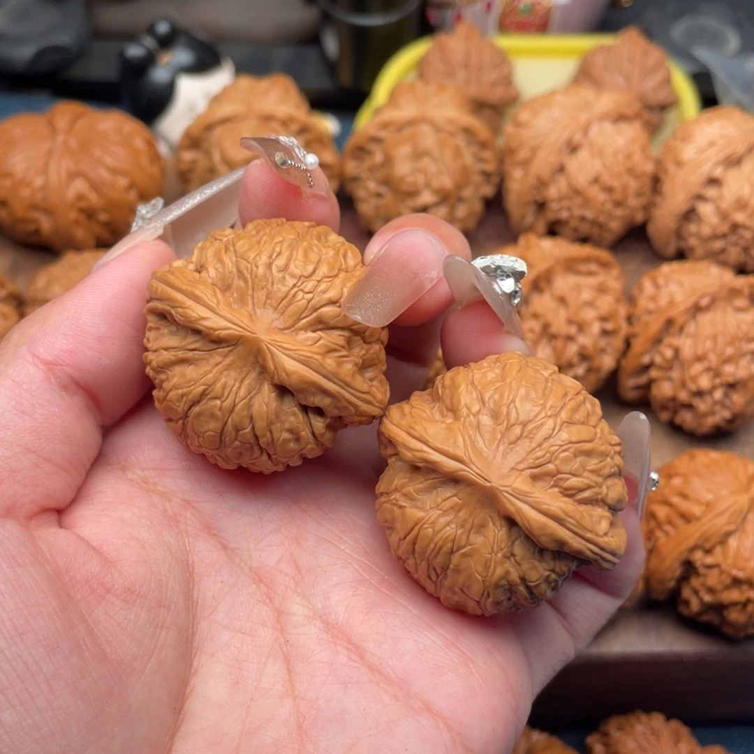 文玩核桃吊坠全品，肉球乾隆磨39
