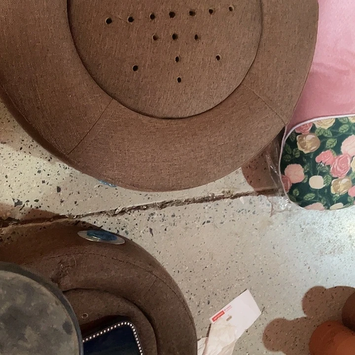 薄***糖纯棉蒲团有使用痕迹微瑕 介意不拍