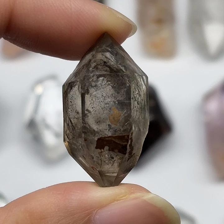 水晶未镶嵌颈饰白水胆茶闪灵钻31mm