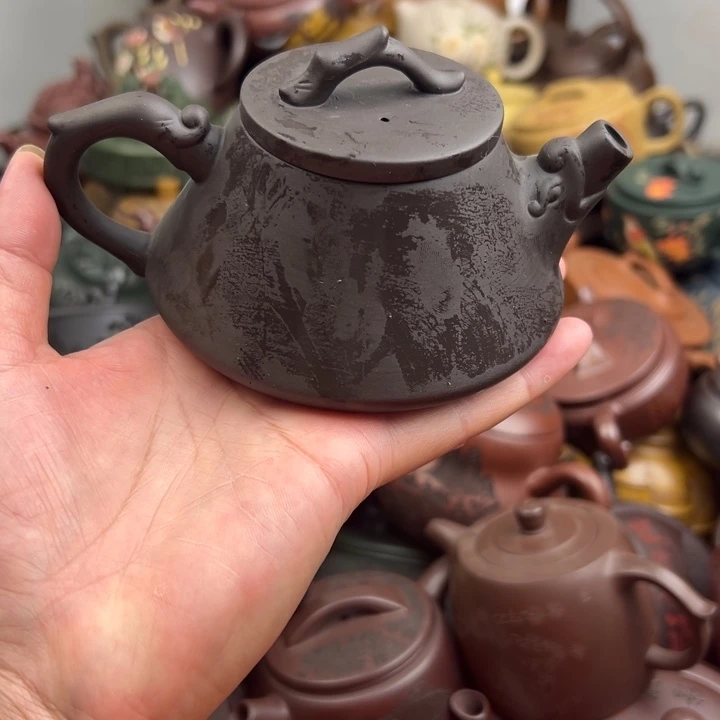茶壶紫砂壶盖里面瑕