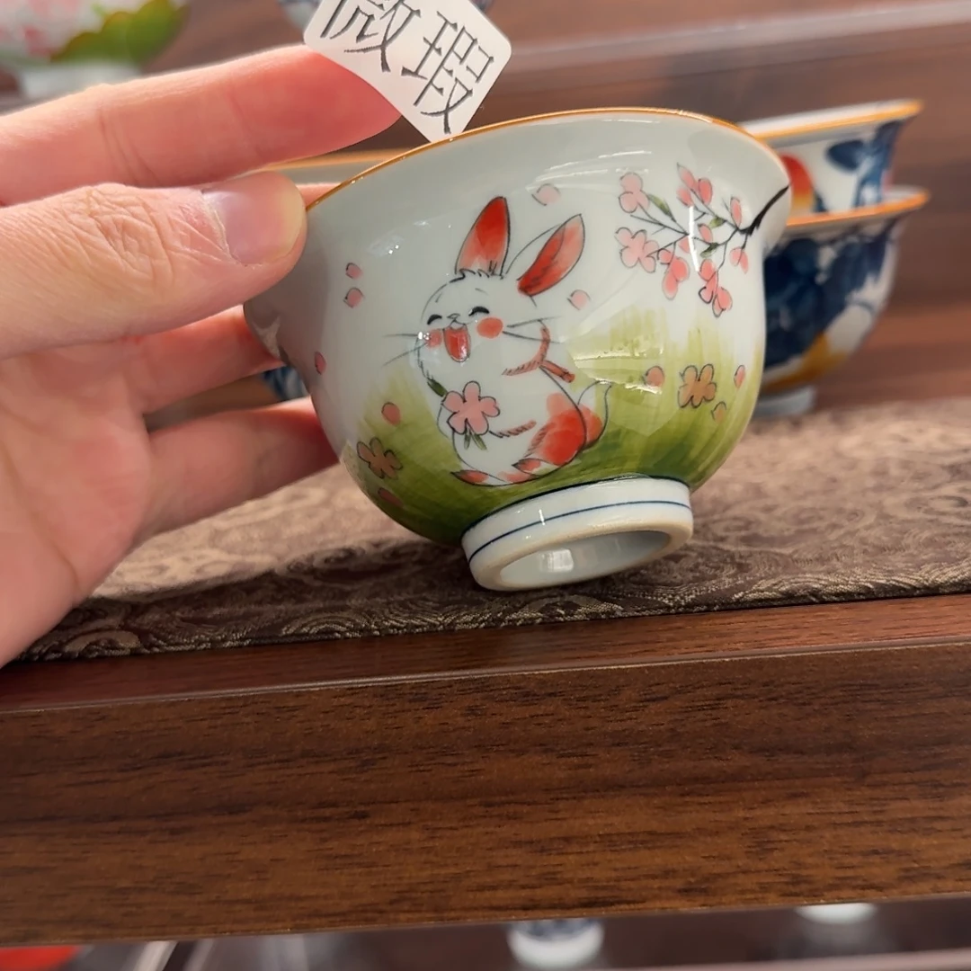 釉下手绘茶具微瑕