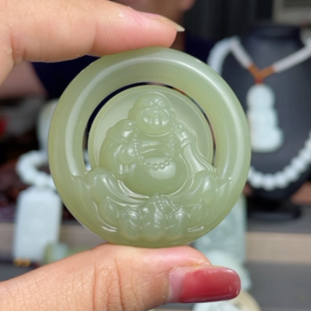 【闪购商品】颈饰未镶嵌和田玉