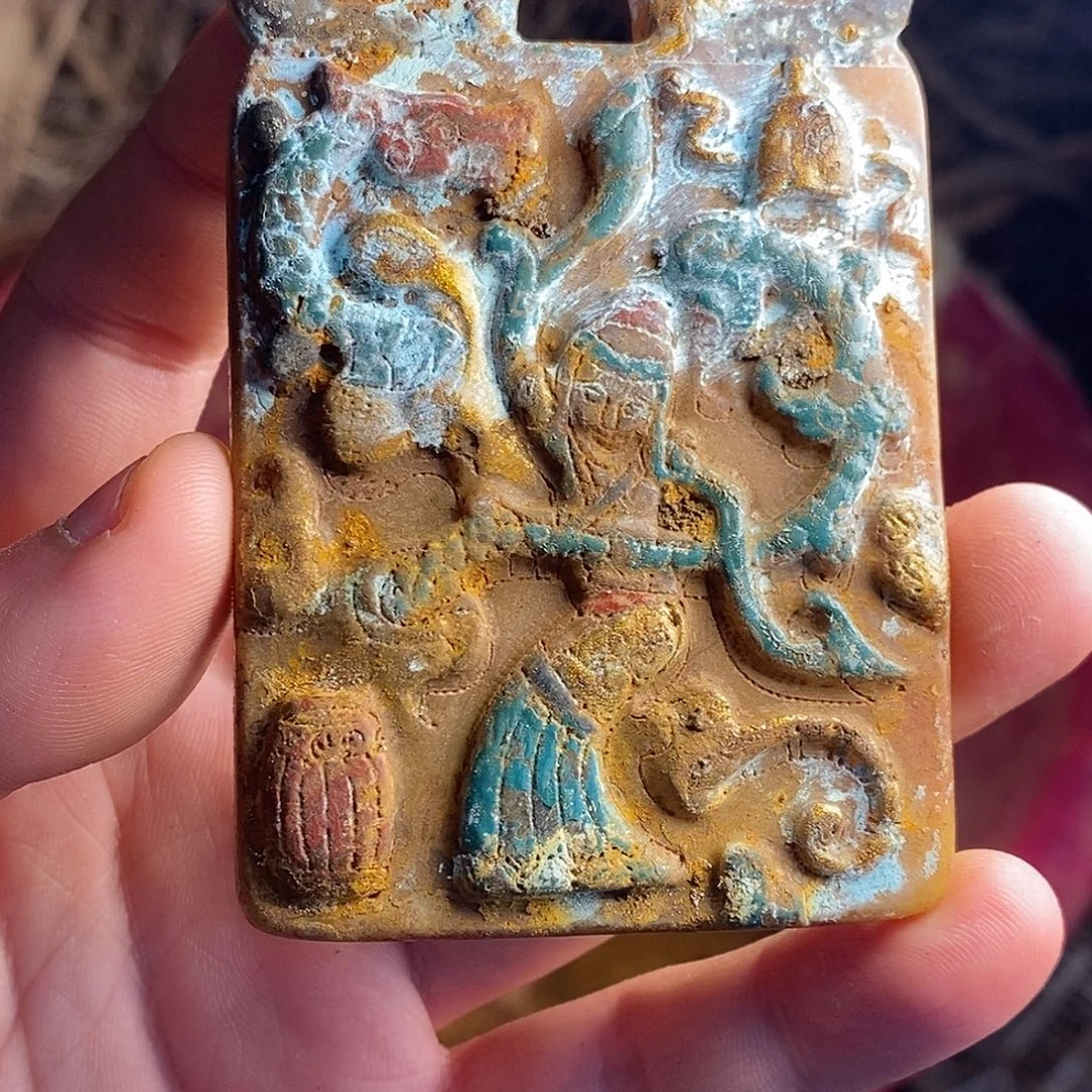 和田玉（糖玉）未镶嵌颈饰