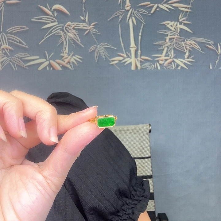 银S925镶嵌戒指翡翠