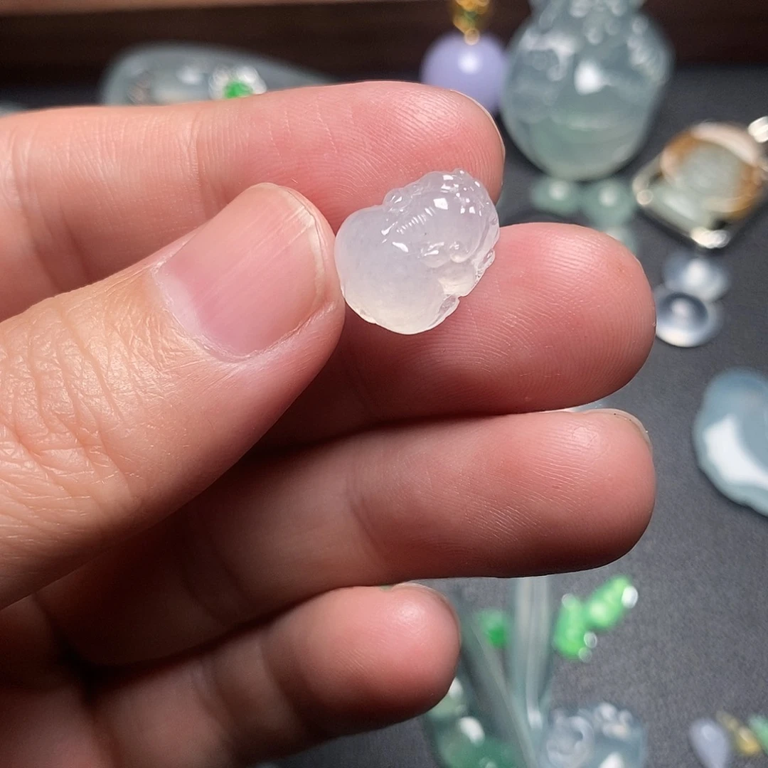 翡翠颈饰未镶嵌Z**O貔貅