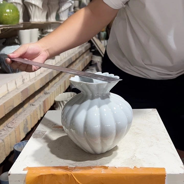 景德镇陶瓷花瓶微瑕介意勿拍