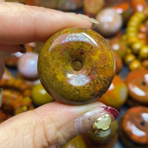 玛瑙/玉髓颈饰未镶嵌白**下