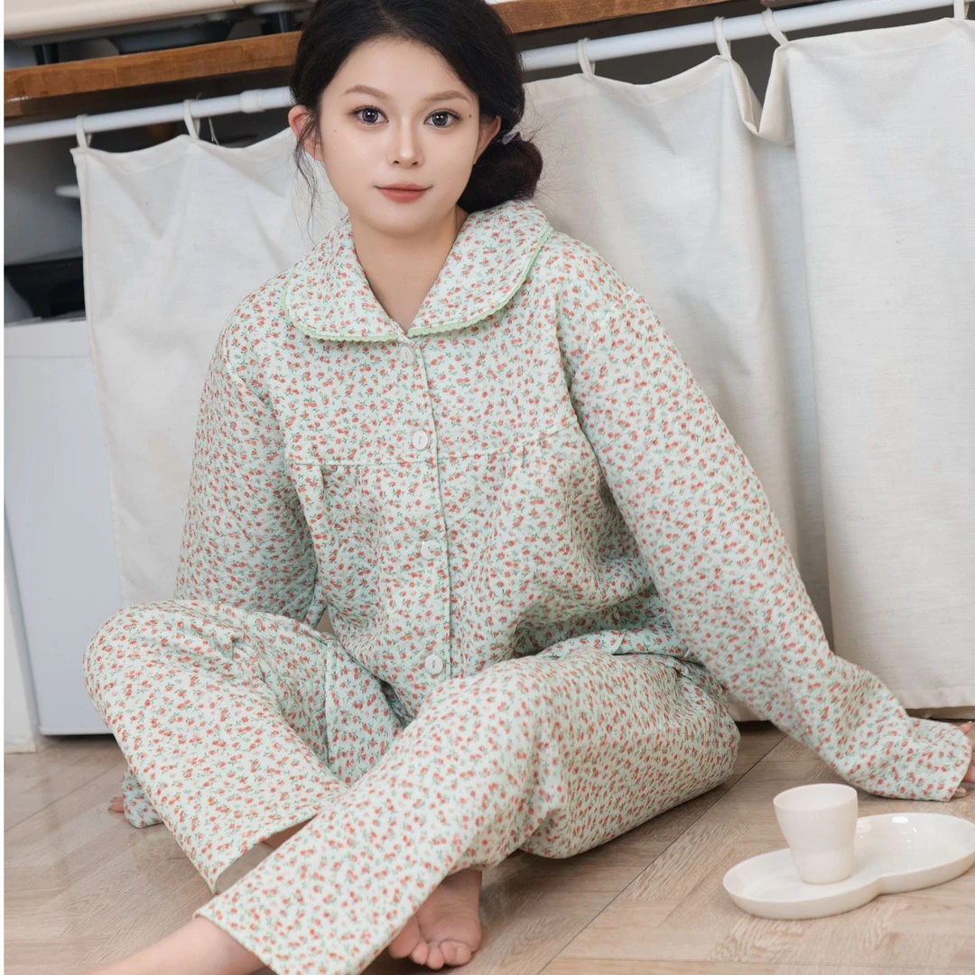 长袖碎花女款春秋长袖睡衣中年女甜美家居服春秋