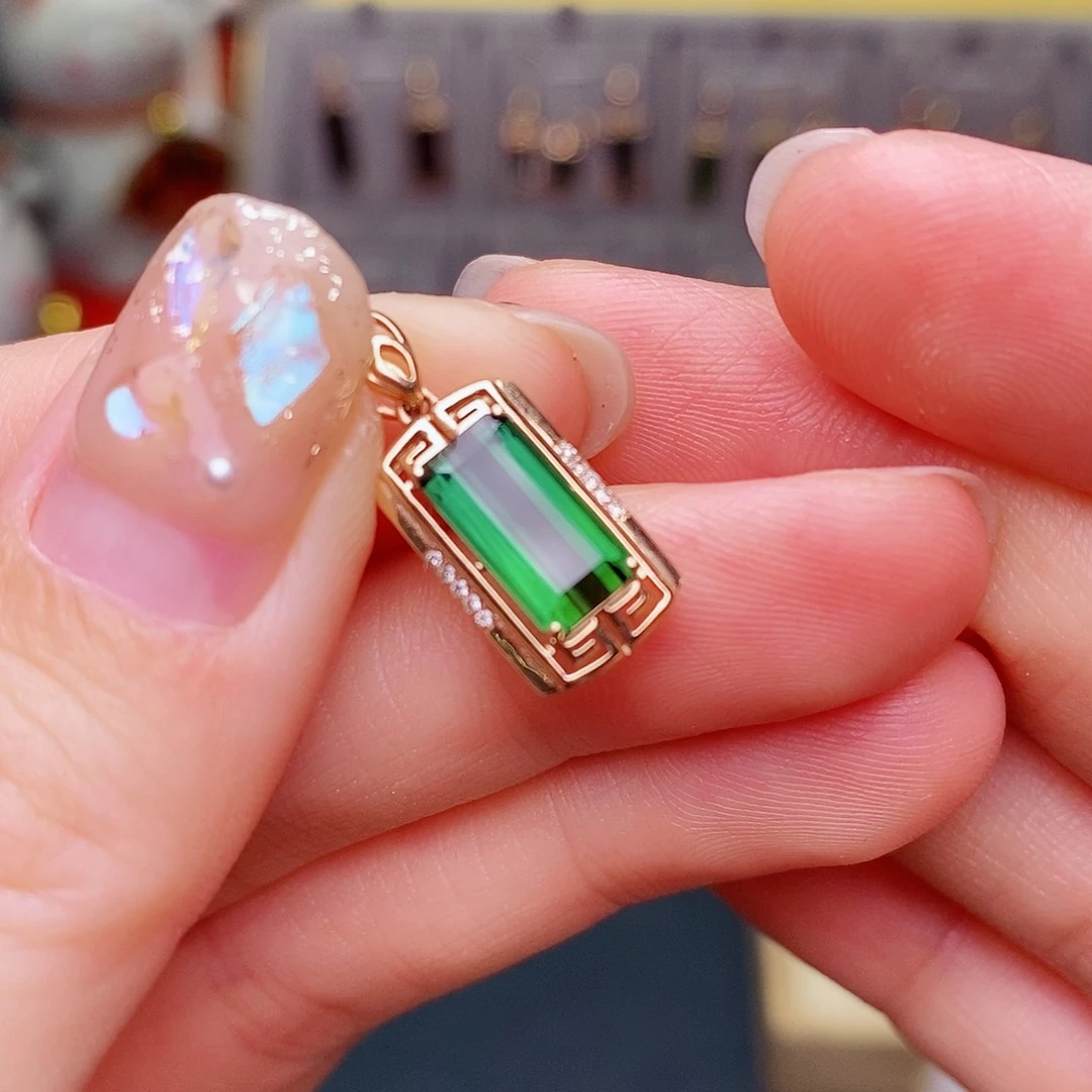 吊坠碧玺18K金镶嵌碧玺