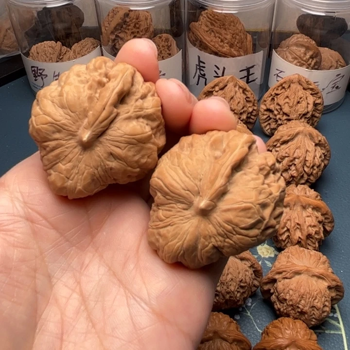 文玩核桃吊坠40蛤蟆头一帆风顺