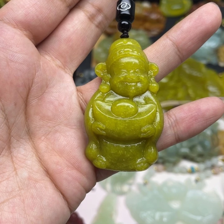 蛇纹石玉未镶嵌颈饰