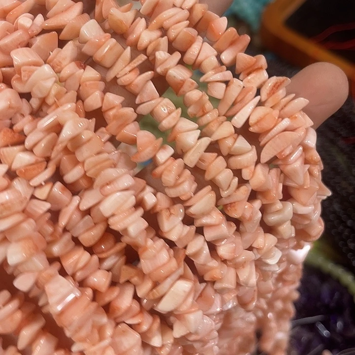 合金玛瑙/玉髓珠宝半成品一条粉豆豆碎石