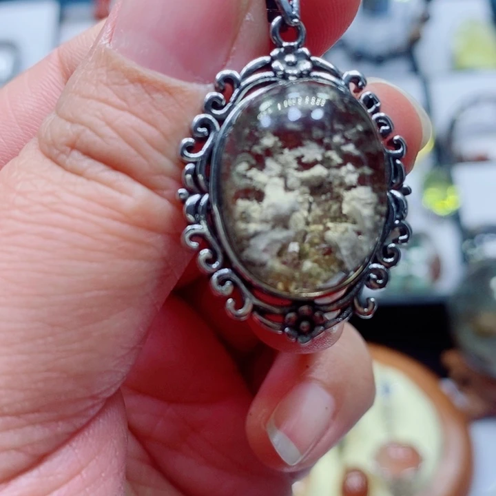 水晶颈饰未镶嵌水晶