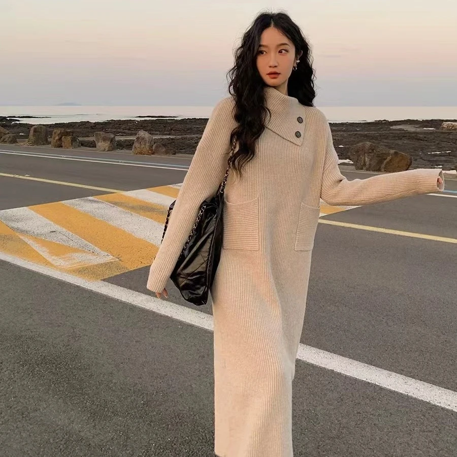 韩系长款高领设计感钮扣毛衣裙女韩版宽松2025秋冬显瘦打底连衣裙