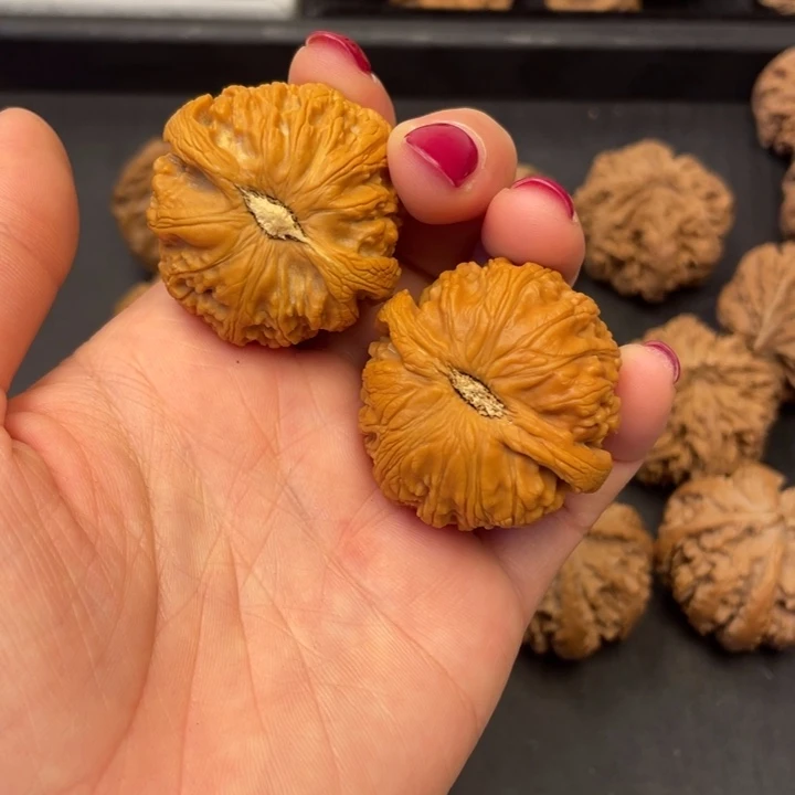 吊坠文玩核桃突突突突突