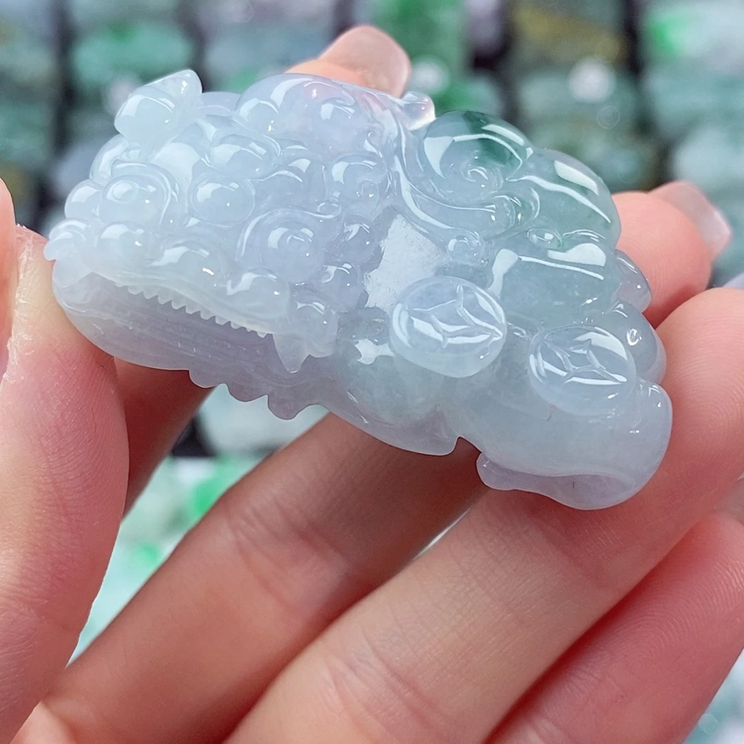 颈饰未镶嵌翡翠天然