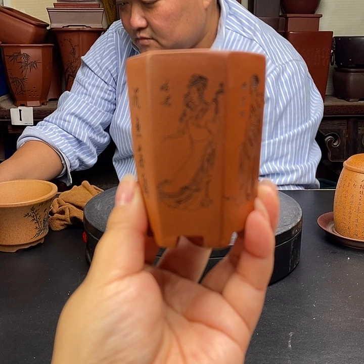 紫砂花盆货号一只小六方