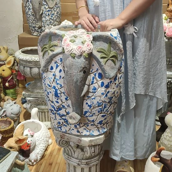 合成树脂氧化镁青花大象花盆一个