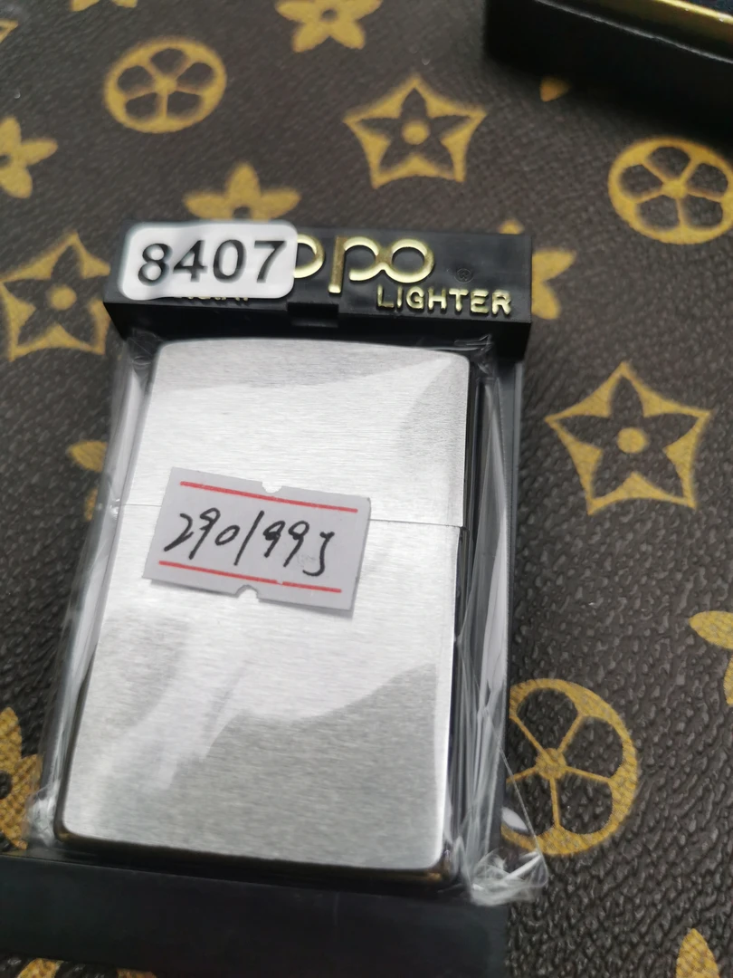 Zippo打火机回血99J拉丝光板-8407