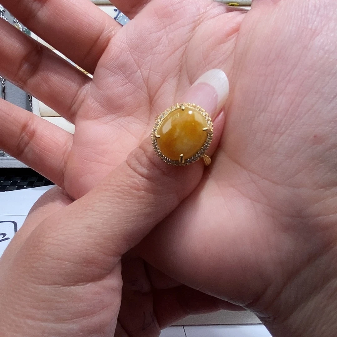 奈***道翡翠未镶嵌戒指缅甸