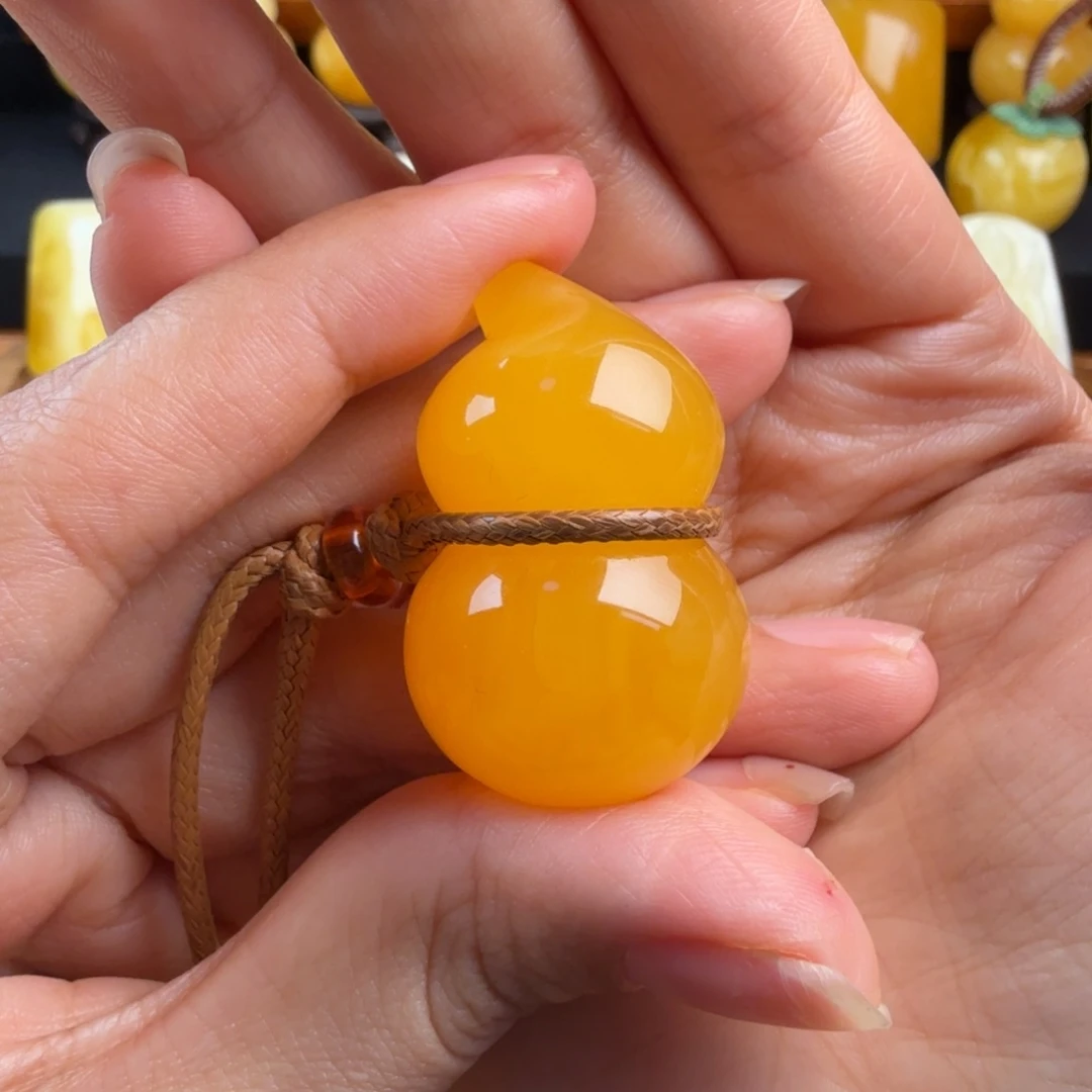 琥珀未镶嵌颈饰纯天然琥珀蜜蜡无优化