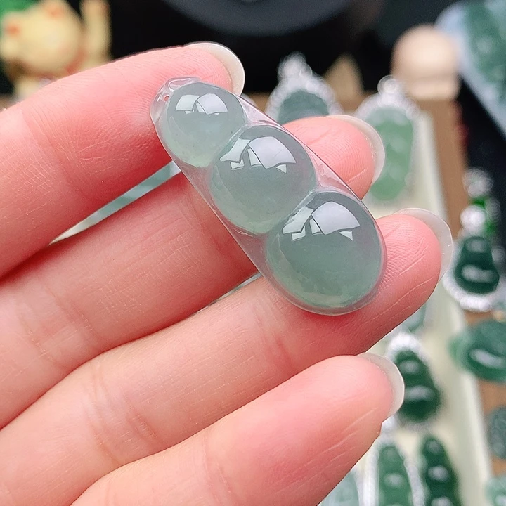 颈饰银S925镶嵌翡翠吊坠