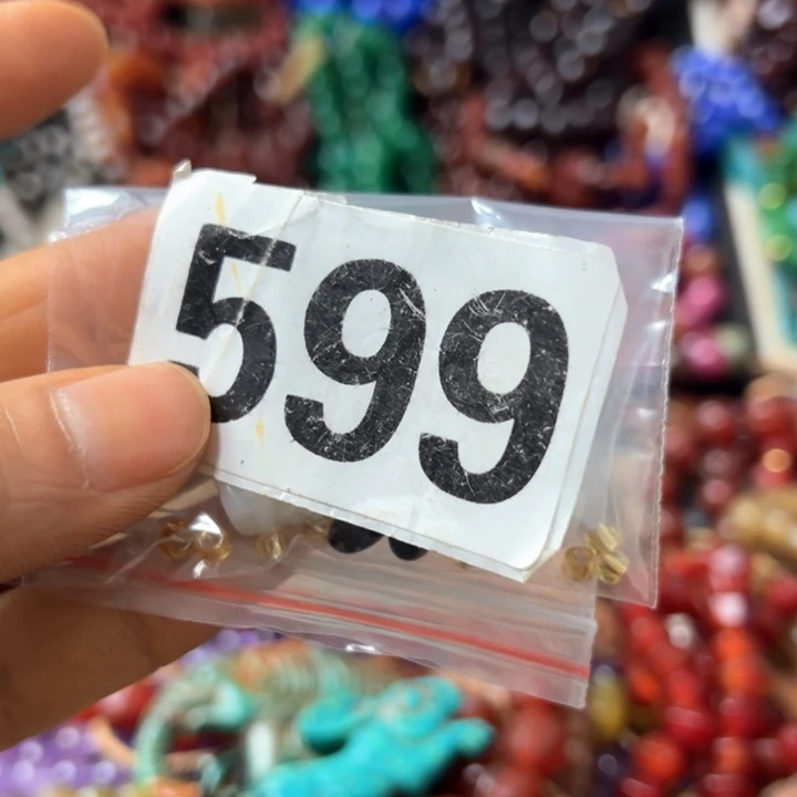 玛瑙/玉髓颈饰未镶嵌二*