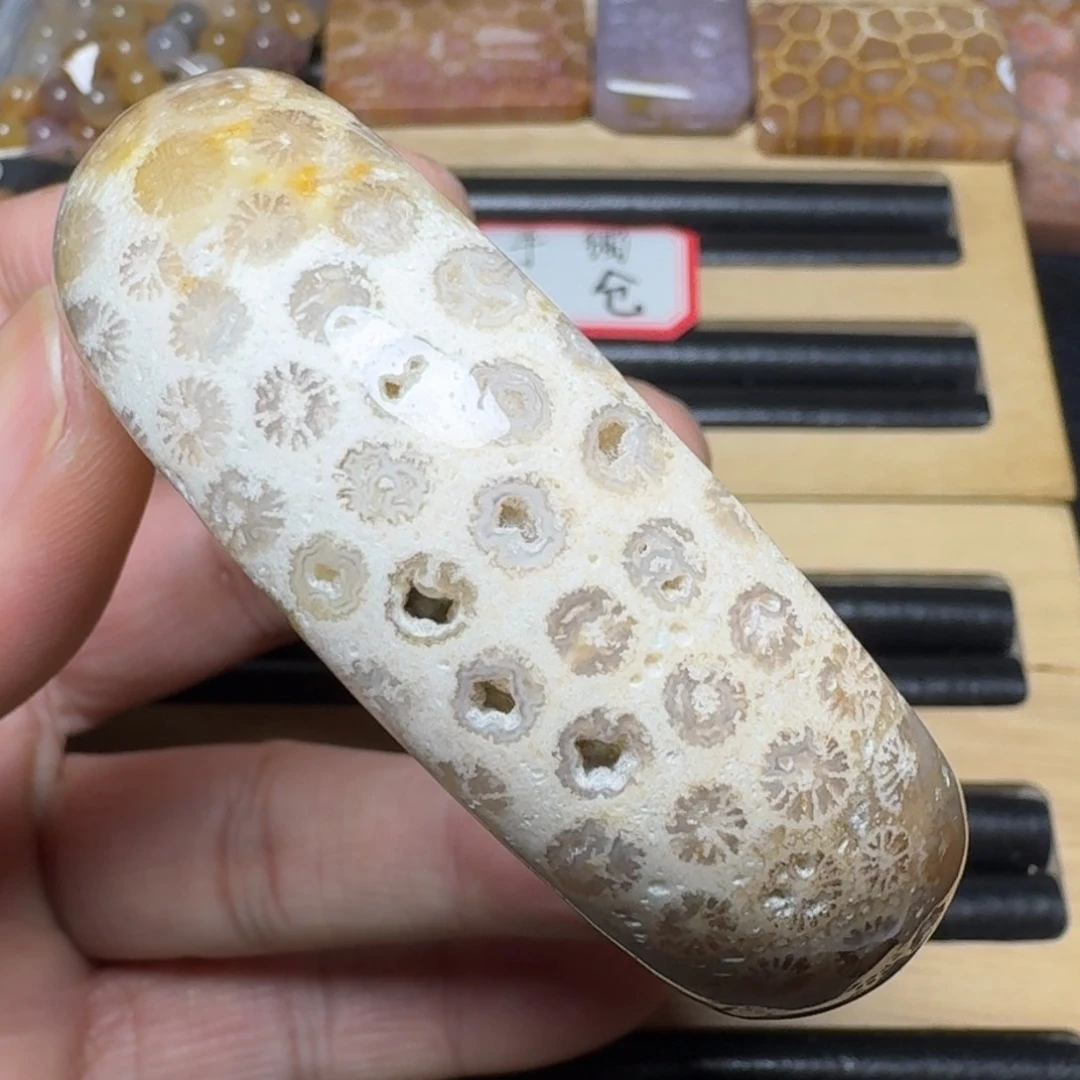 硅化玉纯天然色有机玉石未镶嵌57圈口