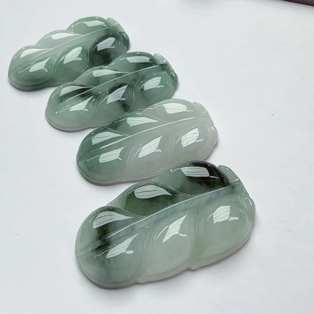 翡翠未镶嵌颈饰多样性发其一A144