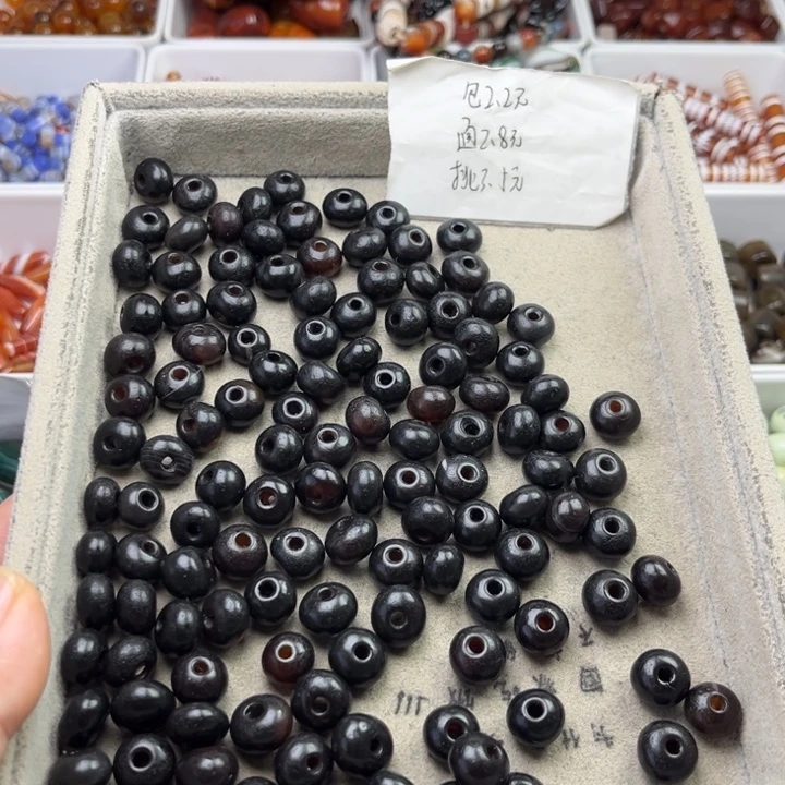 琉璃非金属2.8随机一颗