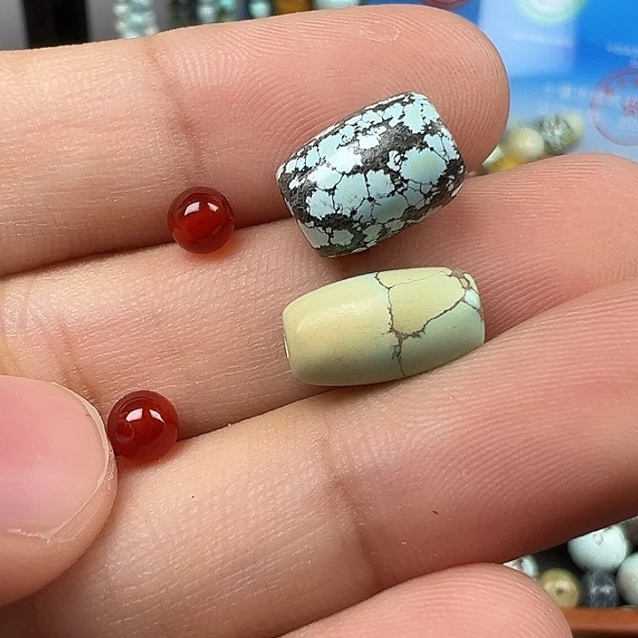 南红玛瑙未镶嵌配饰瑕疵