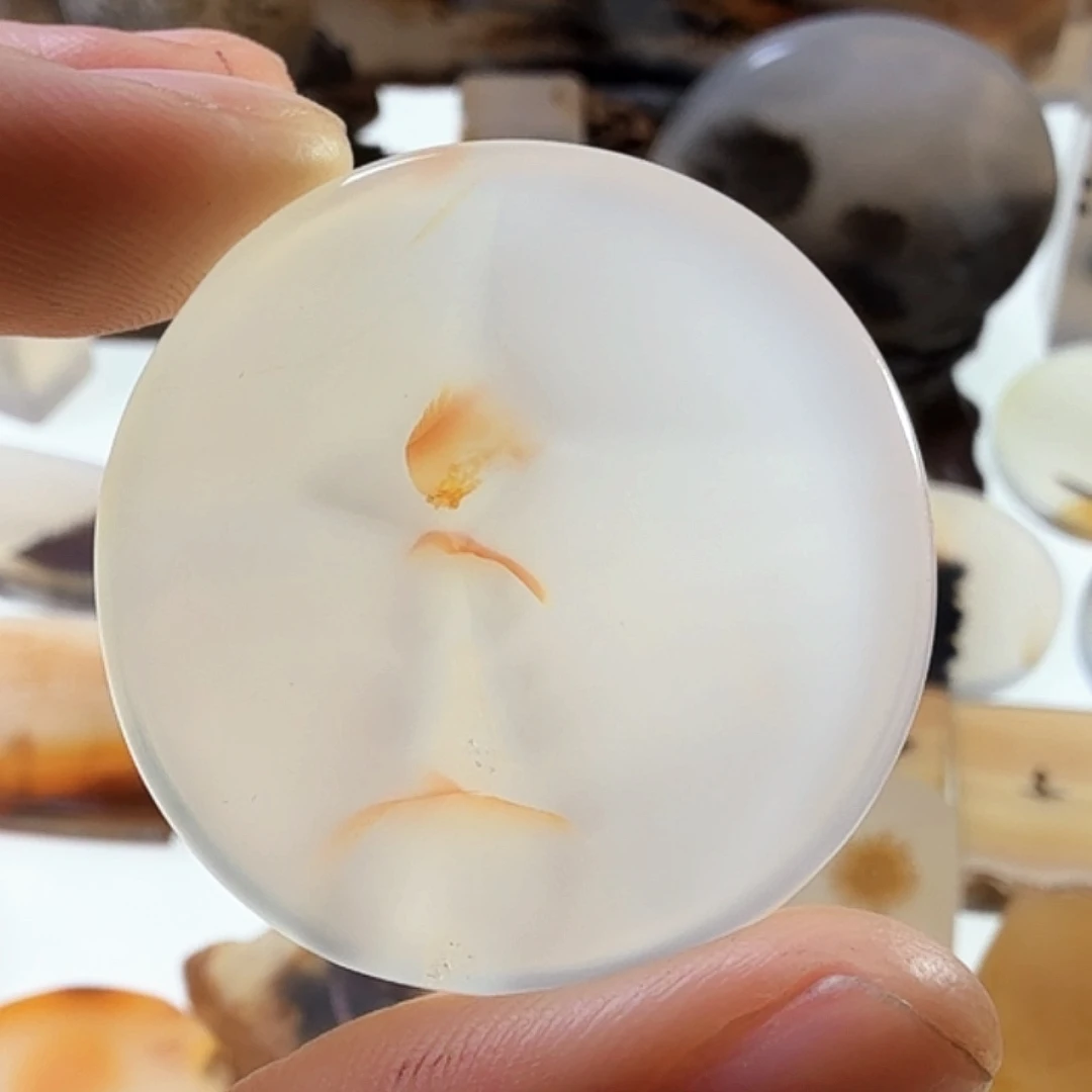 玛瑙/玉髓未镶嵌珠宝半成品