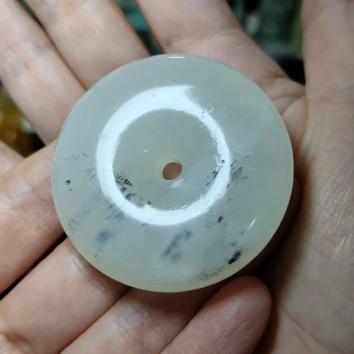 岫玉未镶嵌平安扣