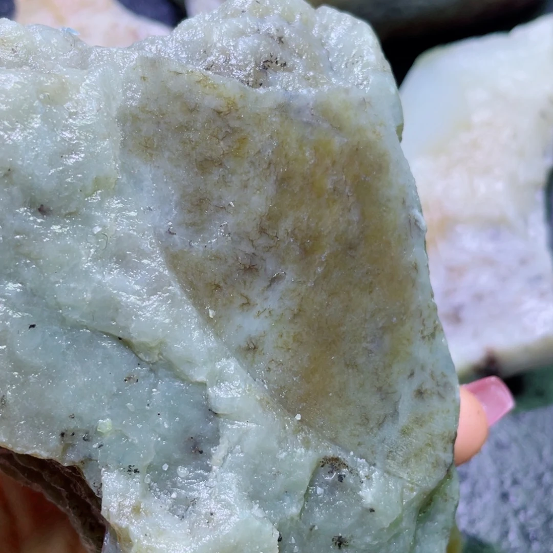 和田玉未镶嵌珠宝半成品